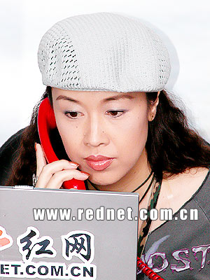 中国第一变性人做客红网