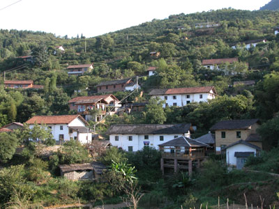 小康路上领头凤 资兴合家乐农家游户主何欣兰