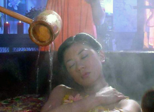 18位女星出浴极限<em>照片</em>(组图)