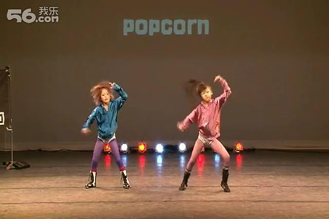 [视频]牛!两位小姑娘跳超带感舞蹈