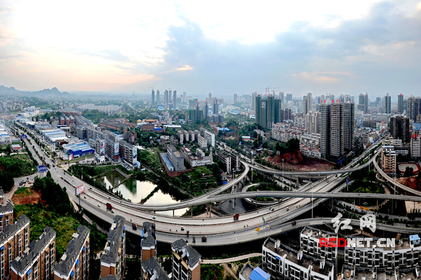 【政治清明新衡阳之二】把人管好:反腐利剑