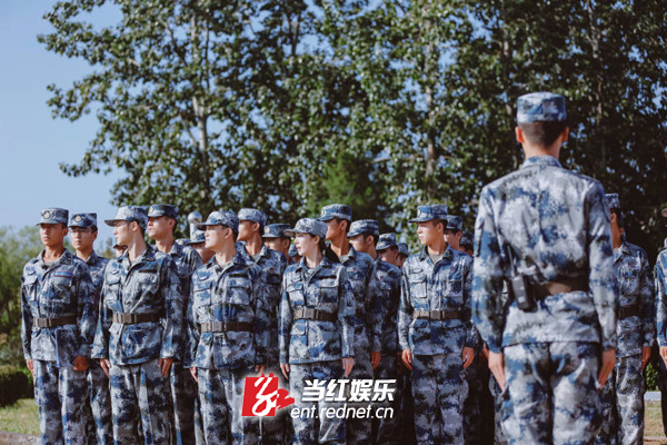 《真正男子汉2》杨幂再现神记忆 佟丽娅受罚落泪