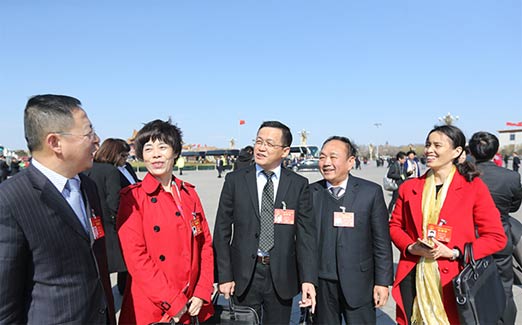 Hunan Delegates at National ��Two Sessions��
