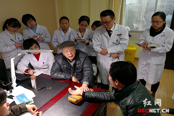 湘北首个国医大师工作站在岳阳市中医院建成揭