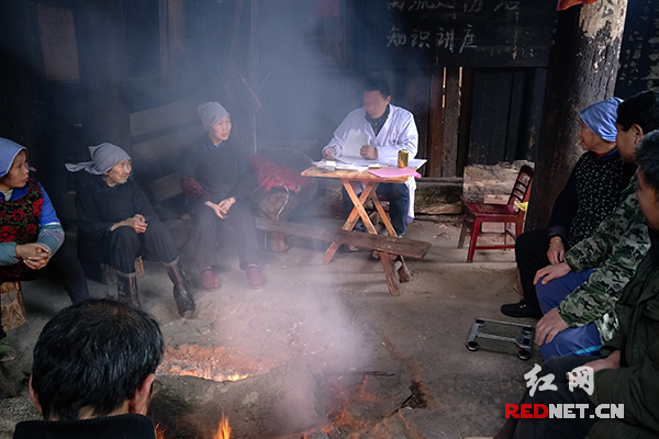 怀化:播阳镇卫生院开展预防冬春季流感知识宣