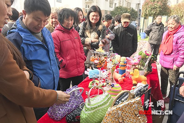 快乐老人大学长沙科大景园分校开学 打造家门