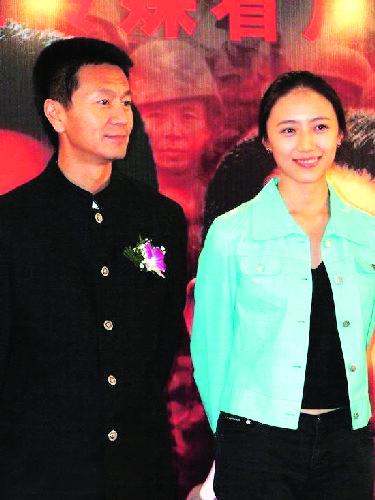 吴若甫发布会发火否认与妻子年龄差距产生代沟