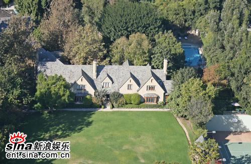 克鲁斯贝弗利山新购的童话式豪宅