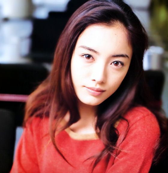 午夜凶铃的贞子是美女