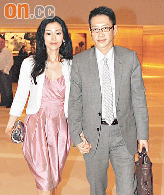 李嘉欣默认荣升许太 提许晋亨前妻醋意大发