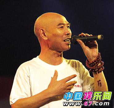 笑星李伯清将于29日剃度出家 徒弟称会继续演出