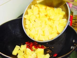 按這裡可在新視窗開啟 或 按 CTRL+Mouse捲動 可進行放大/縮細