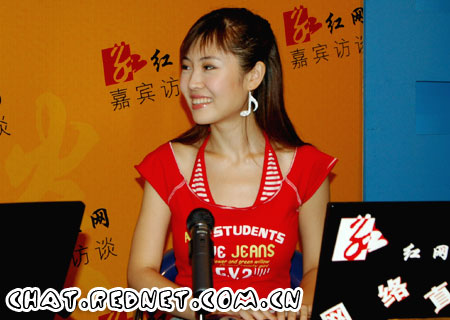 王媞:2004超级女声亚军