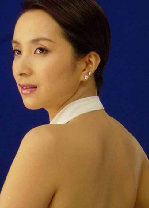 新民歌歌手汤灿