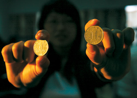 防空洞里造出194万 特大伪造硬币案开审(图)