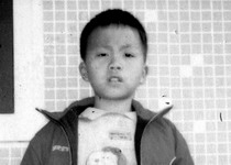 广东高州杀人校长为报复杀学生藏床下(图)