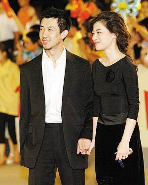 梅婷,鄢波(资料图片)