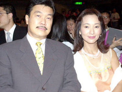  娱乐圈里 明星 夫妻 的背后(一) - 开心本友会 - 广