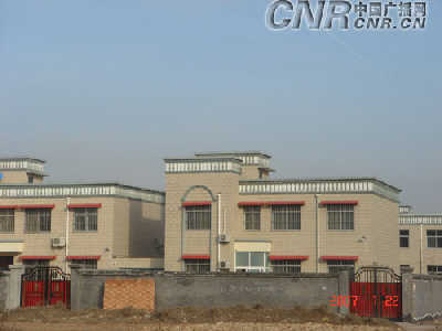 河南濮阳县18名干部因违规建楼案受处分(图)