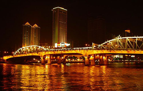 资料图片:广州珠江大桥夜景.
