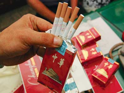 山西一贫困县开次政协会 光烟抽掉6万多(组图)