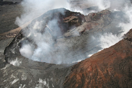 美国夏威夷基拉韦厄火山喷发(图)
