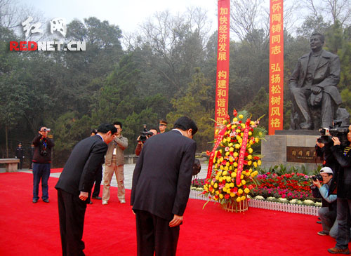 湖南纪念陶铸同志诞辰100周年座谈会在祁阳举