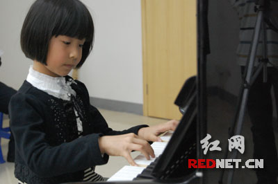 金葵花杯少儿钢琴大赛在湖南举行选拔赛