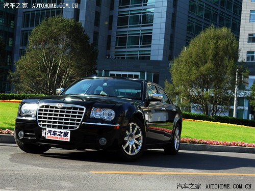 汽车之家 北京克莱斯勒 克莱斯勒300C 5.7L 豪华版