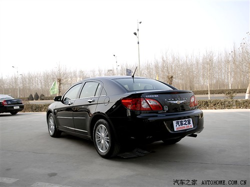 汽车之家 北京克莱斯勒 铂锐 2.4L 豪华型