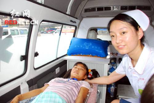 22名四川震区小伤员住进湖南省儿童医院(图)