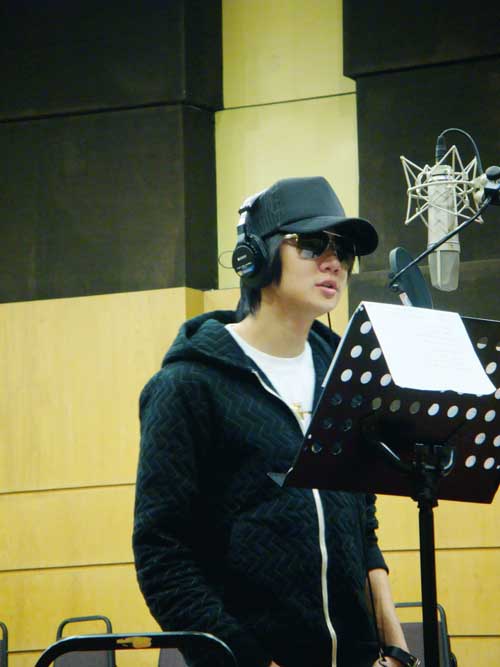 林俊杰四川拍MV+《爱与希望》颂扬坚强儿童