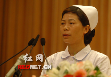 绵阳市中医院护士长黄琼:《灾区伤员就是我的
