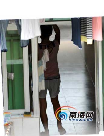 红网 中国频道 正文 女生生活照被偷拍 海师大女生被偷拍续:学校