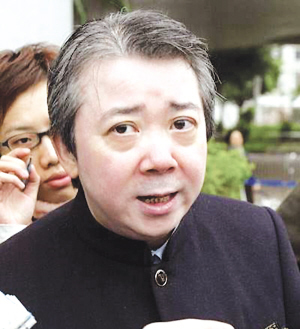 文隽曝刘德华曾被黑帮用枪指头逼拍戏