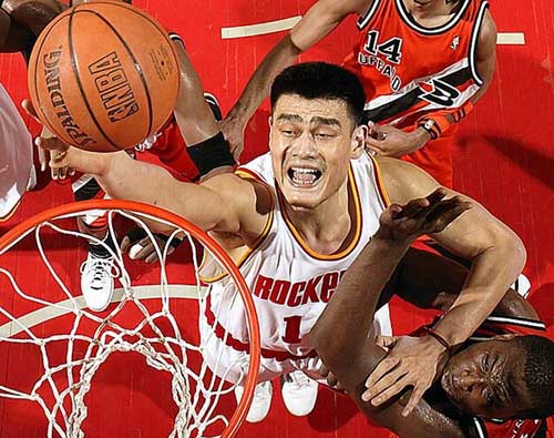 姚明:勇夺nba状元的中国篮球巨人_改革开放30