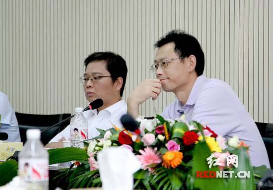 建行湖南分行客户接待日 体验学生客户感受(图