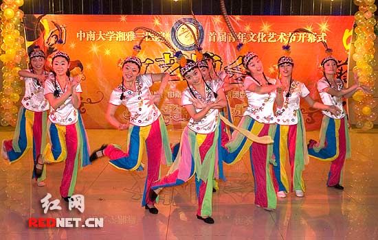 湘雅三医院为青年搭舞台 文化艺术节充满活力