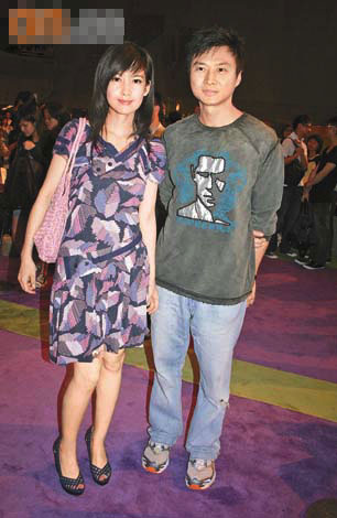 倪震4千元婚戒搞定周慧敏 写专栏:欢迎我回家