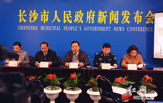 长沙日均487辆汽车上牌 九三三工程将缓解拥