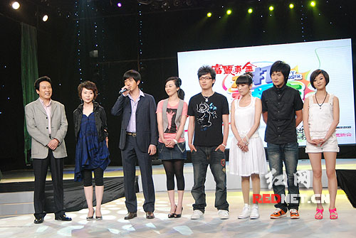 黄晓明表弟进军娱乐圈 称表哥从未带女生回家