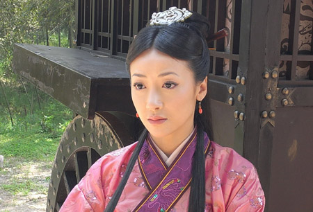 电视剧《神话》首度合作 陈紫函赞胡歌努力谦逊