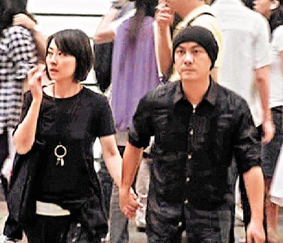 <em>张卫健张茜</em>_<em>张卫健张茜</em>结婚<em>照片</em>_<em>张卫健张茜</em>