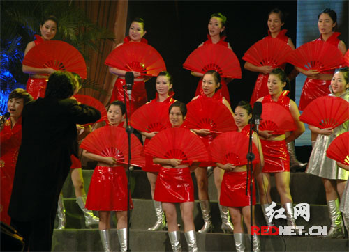 湖南省高校庆祝新中国成立60周年红歌会长沙