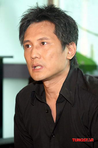 [<em>视频</em>]包小柏台湾召开记者会 回应<em>快女</em>离席事件
