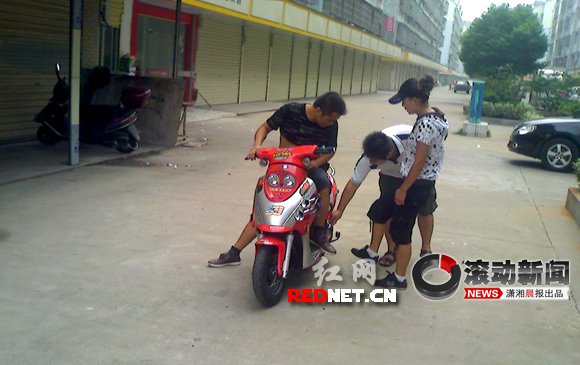 赃车黑市生意兴隆 车贩见人就问要车不?