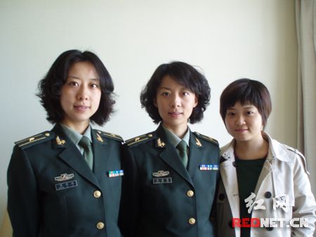 张薇薇张莉莉军中<em>姐妹花</em>