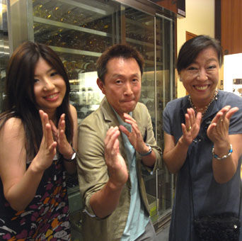 蜡笔小新之父被用错照片 活人变死尸(图)