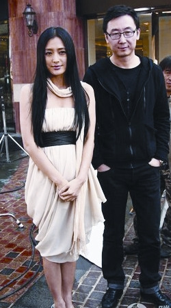 <em>陆川</em>和<em>女友</em>秦岚拍公益广告片