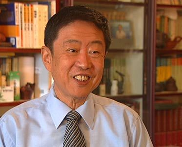 10月19日经济半小时_经济半小时 武汉房价创10年最大跌幅(3)